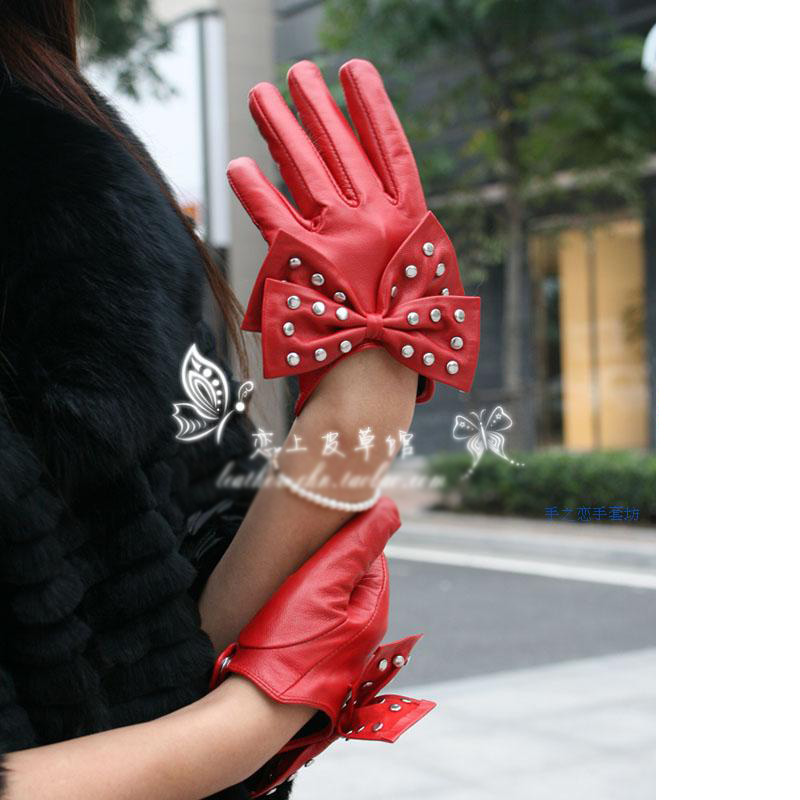 Fashion Women Buckle Bowknot Genuine Leather Sheepskin Finger Gloves Keep Warm - Red