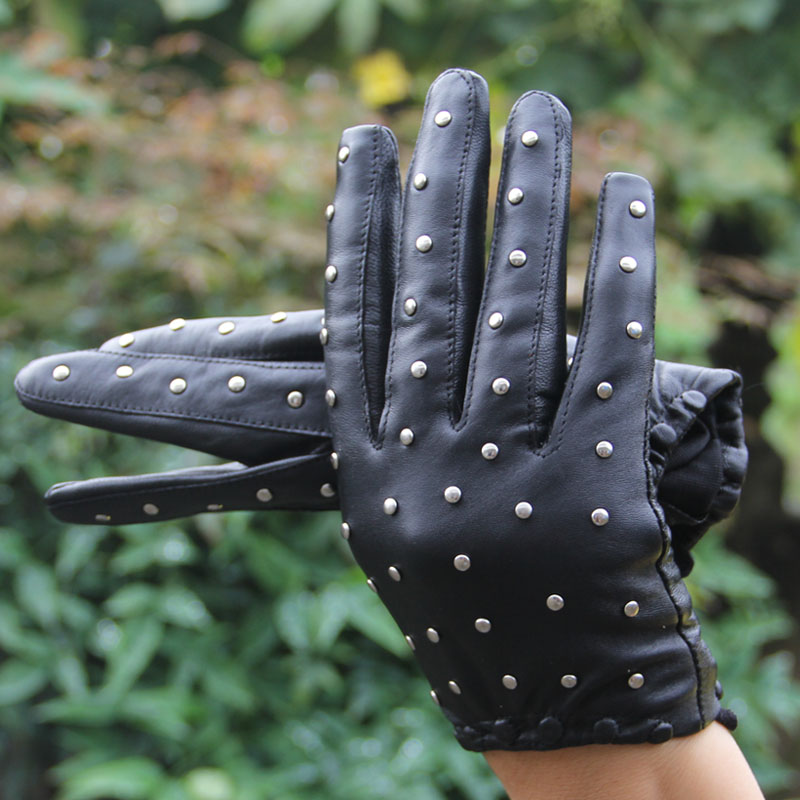 Fashion Women Buckle Rivet Genuine Leather Sheepskin Finger Gloves Keep Warm - Black
