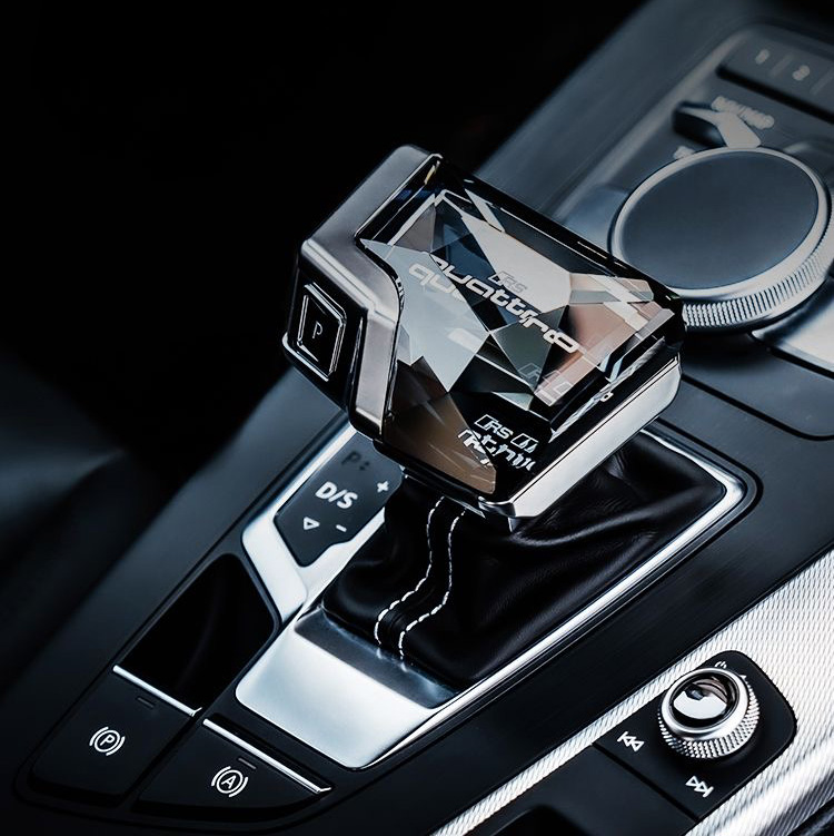 Genuine Leather Crystal Automatic Gear Shift Knob Lever Car Shifters Assembly 3D Gradient Touch LED Light For Audi A7 - RS Quattro