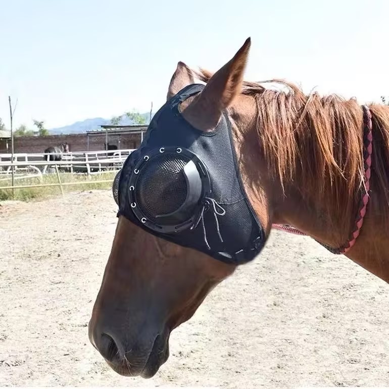 Horse Eye Protection Hood Shatterproof Windproof Sand Prevention Flexible Lens Corneal Ulcers Eye Injuries Horse Fly Mask - Mesh Red