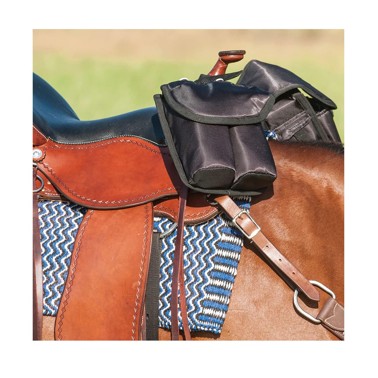 Multi-Purpose Horse Supplies Equestrian Saddle Bag With Heat Pad Holder Durable Polyester Fabric Fit For Riders - Black