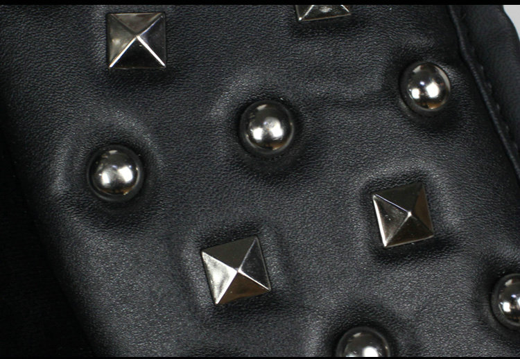 Luxury Crystals Plush Crown Car Seat Covers Punk Rivet Universal Auto Seat Cushion 6pcs Sets - Black